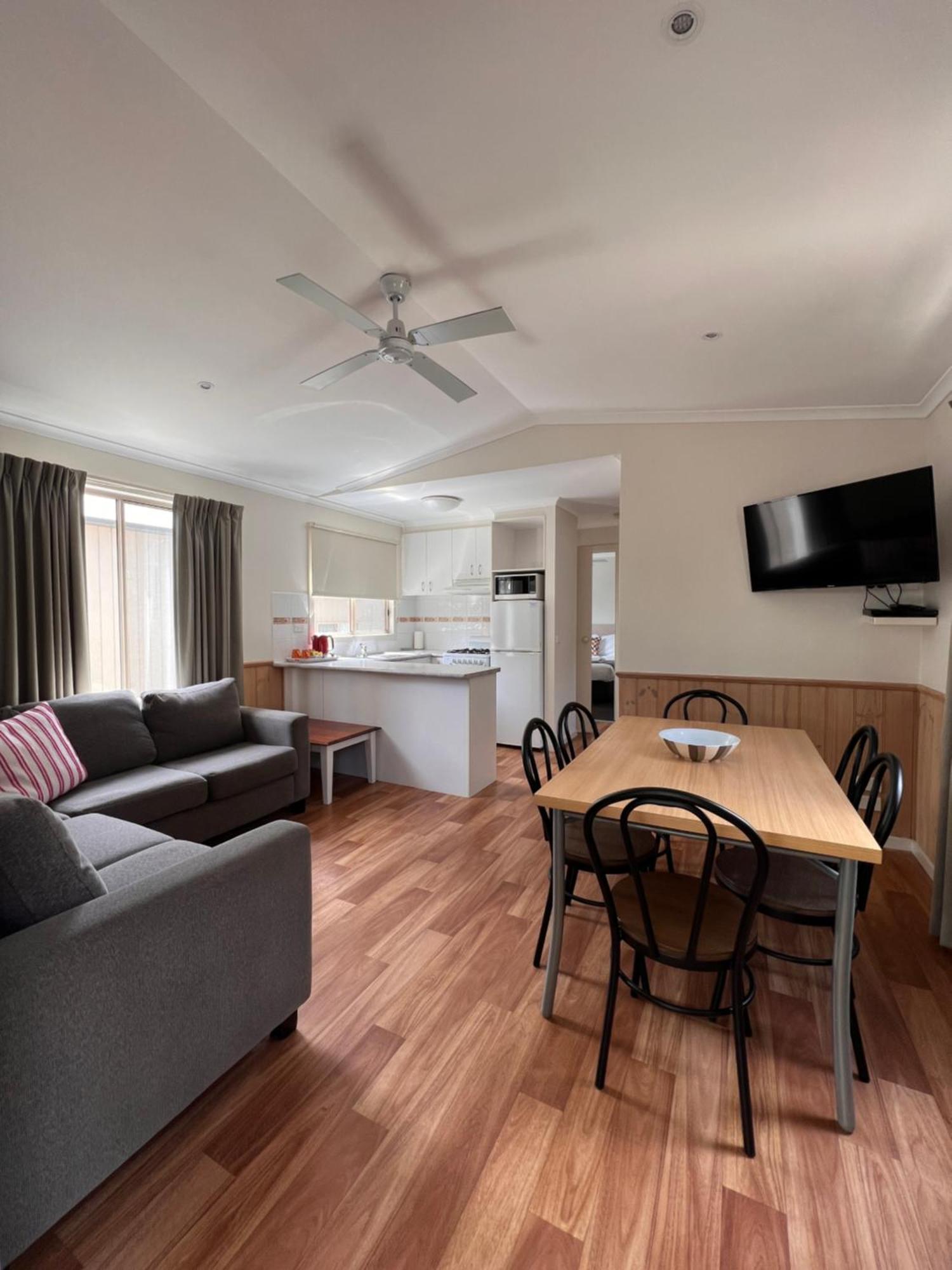 Ocean Grove Holiday Park Bagian luar foto